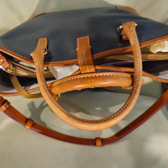 Dooney & Bourke Gray Large Shelby Shopper - Picture 7 of 16